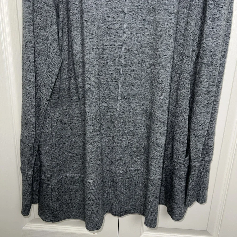 Athleta Women's Cardigan Sweater Size Large Gray Charcoal Heather Open Front C12